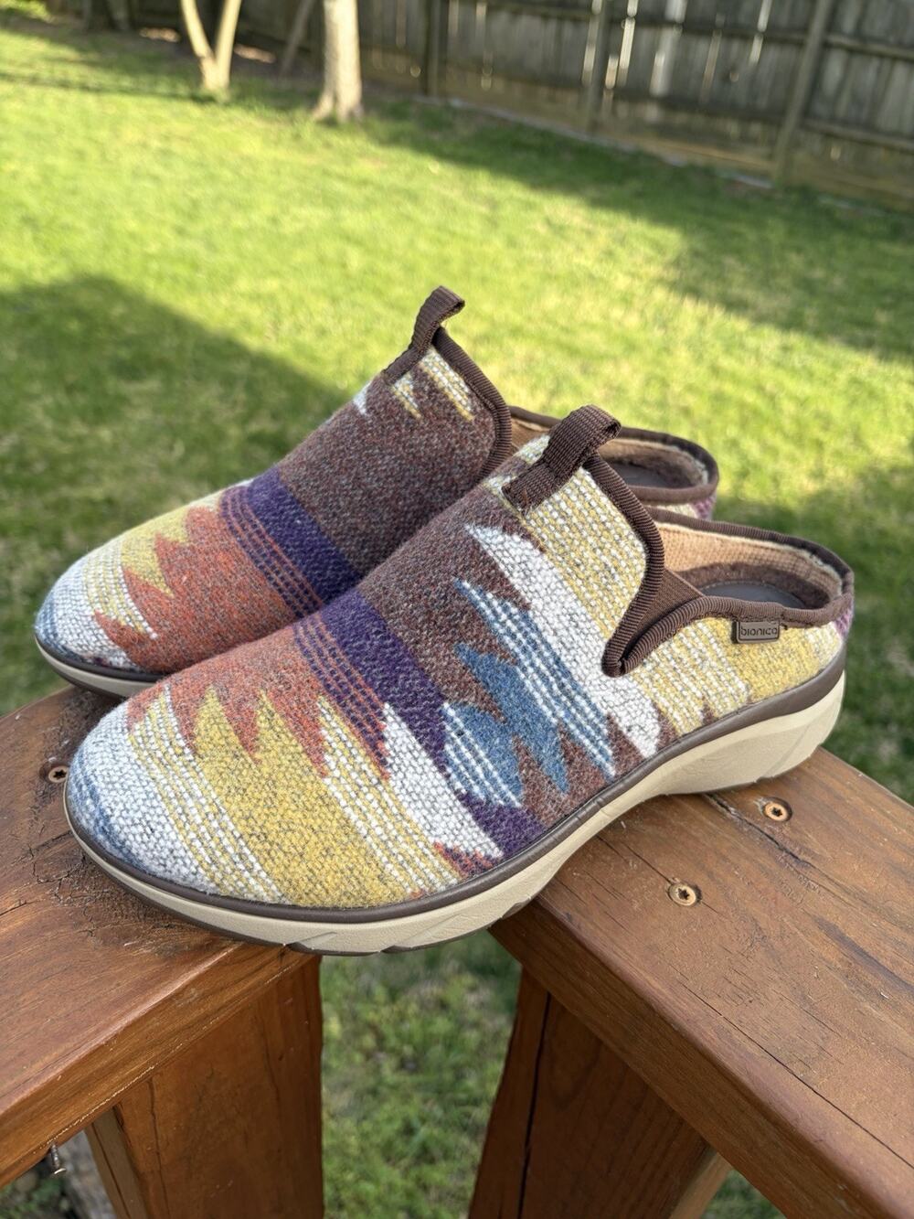 NWOB Bionica Akina Wool Slip On Clog Womens Size 9.5 Mules Comfort Shoes Aztec